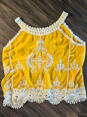 ULTRA PINK 70s/Bohemian Hippie Style Tank Top w/ Embroidery SIZE L